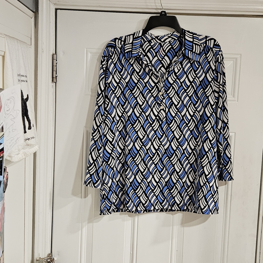 212 Collection Blue and Black Patterned Button Down Shirt